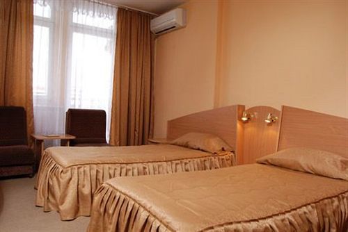 Elbrus Hotel Pazardżik Zewnętrze zdjęcie